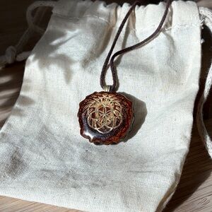 Thirdeye Pinecone with Gold Sacred Geometry